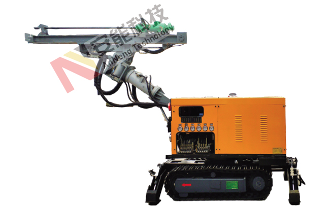 ANZ礦用液壓鑿巖臺車